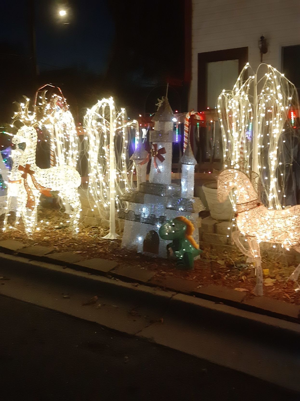 2765 Arlington Ave.